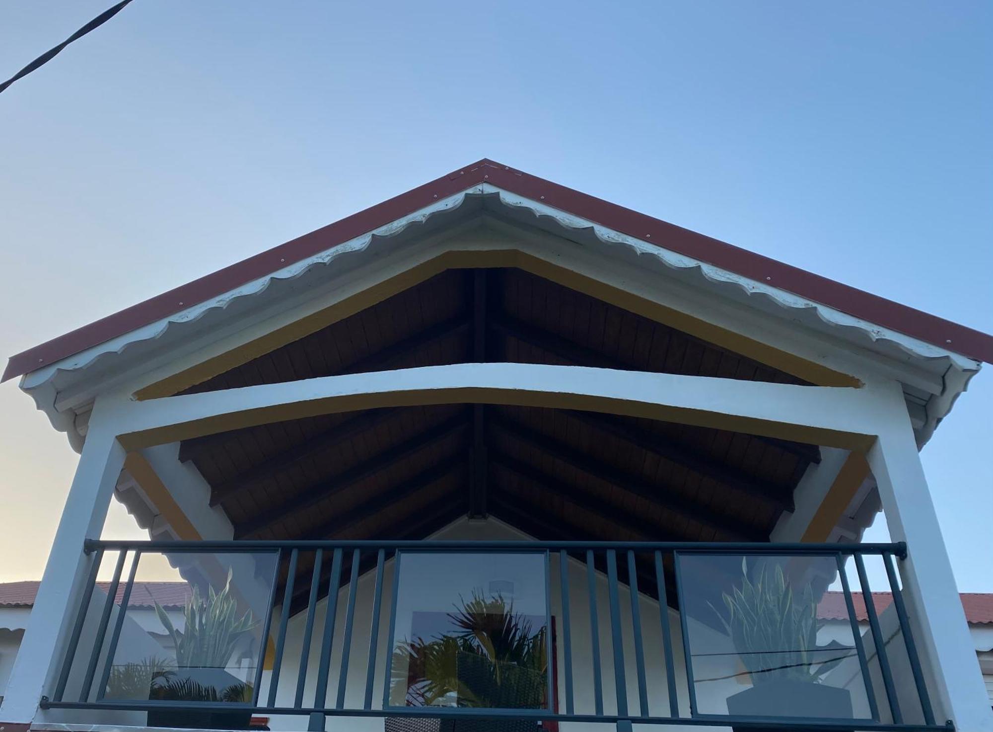 Chez Soul~Etage Entier Avec Vue Sur Mer Sainte-Rose Exterior photo